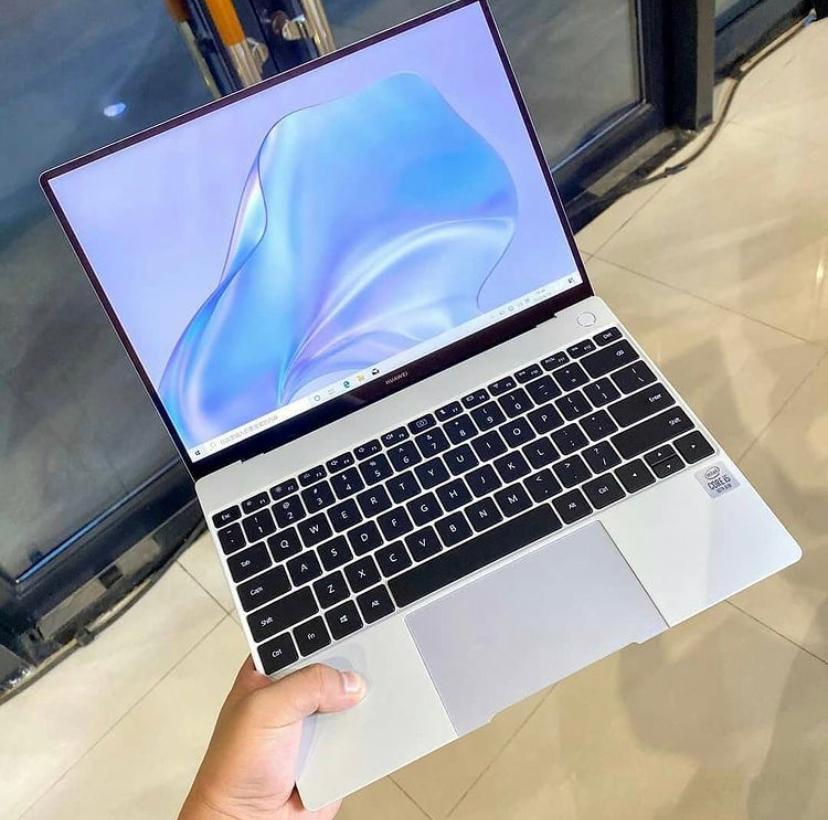 Huawei Matebook X Pro - Kuwait Firday Market